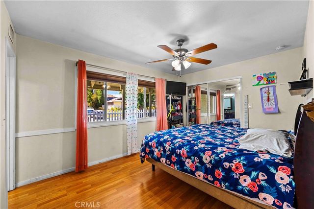 28236 Hot Springs, Canyon Country, CA 91351