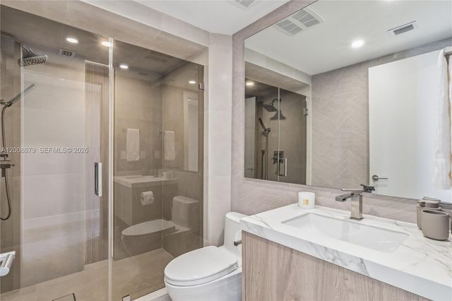 17875 Collins Avenue 3906, Sunny Isles Beach, FL 33160