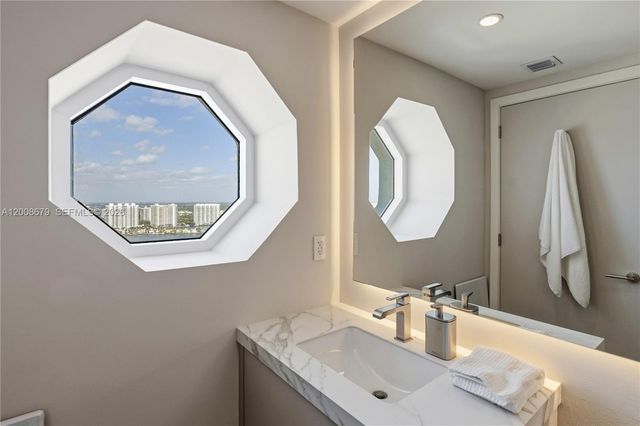 17875 Collins Avenue 3906, Sunny Isles Beach, FL 33160
