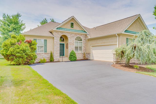 1010 MONROE DR, Warwick, PA 18974