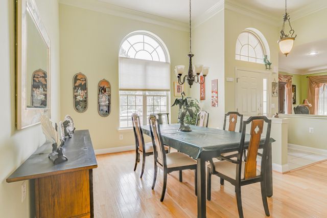 1010 MONROE DR, Warwick, PA 18974