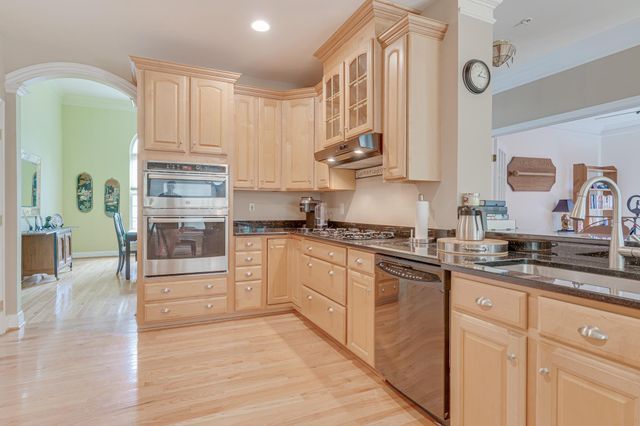 1010 MONROE DR, Warwick, PA 18974