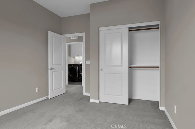 89 Devonshire, Irvine, CA 92620