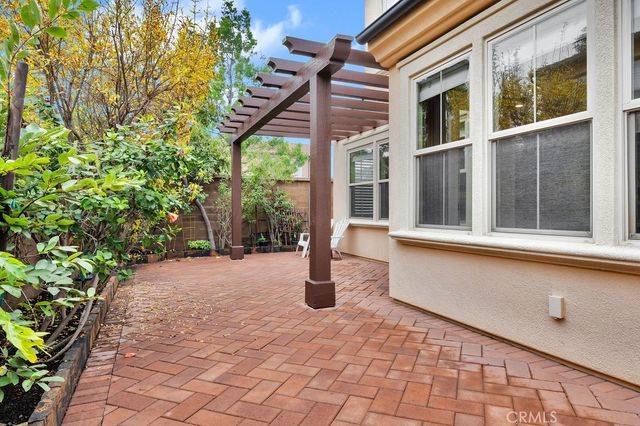 89 Devonshire, Irvine, CA 92620