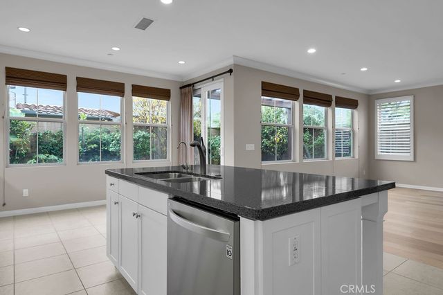 89 Devonshire, Irvine, CA 92620