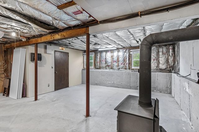 346 Millville Rd, Uxbridge, MA 01569
