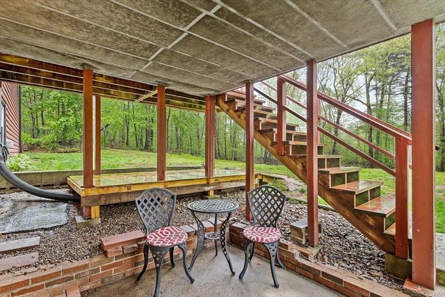346 Millville Rd, Uxbridge, MA 01569