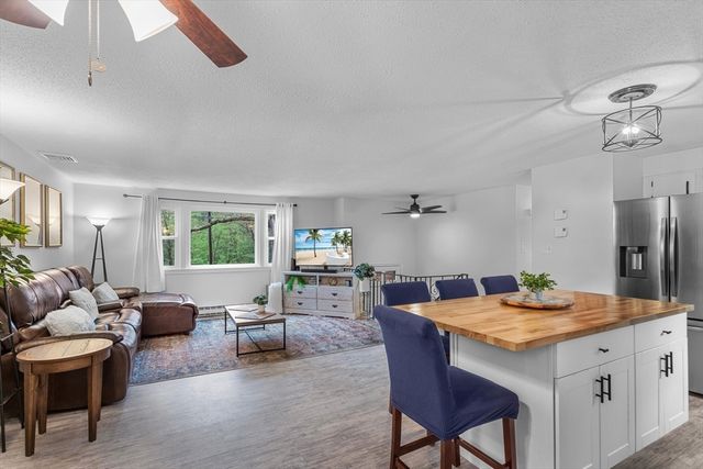 346 Millville Rd, Uxbridge, MA 01569
