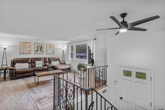 346 Millville Rd, Uxbridge, MA 01569