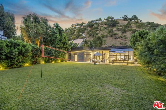 1833 Franklin Canyon Drive, Beverly Hills, CA 90210