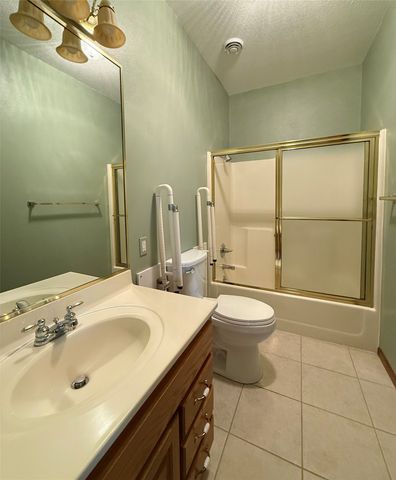 801 SE Delaware Avenue, Ankeny, IA 50021