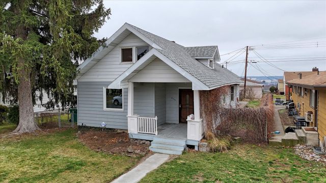 407 W Gordon Ave, Spokane, WA 99205