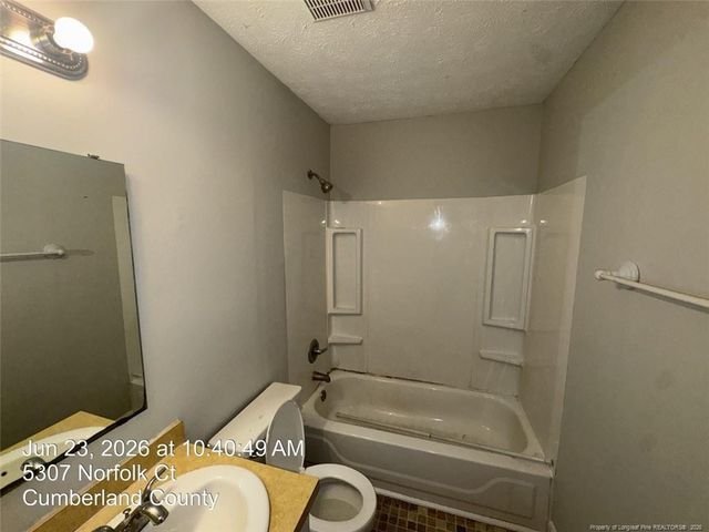 5307 Norfolk Court, Fayetteville, NC 28311
