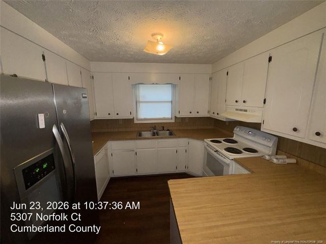 5307 Norfolk Court, Fayetteville, NC 28311