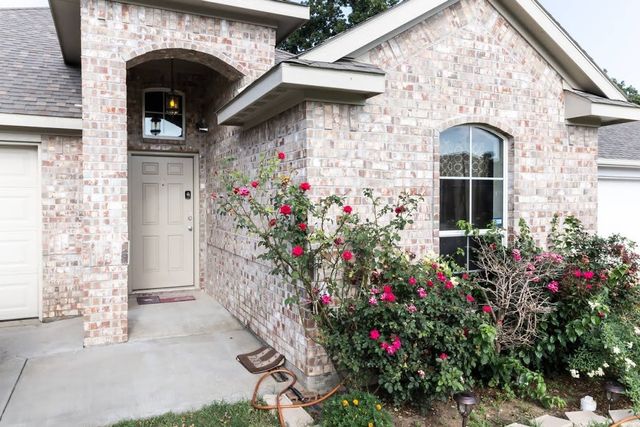 1800 Jordan Court, Irving, TX 75061