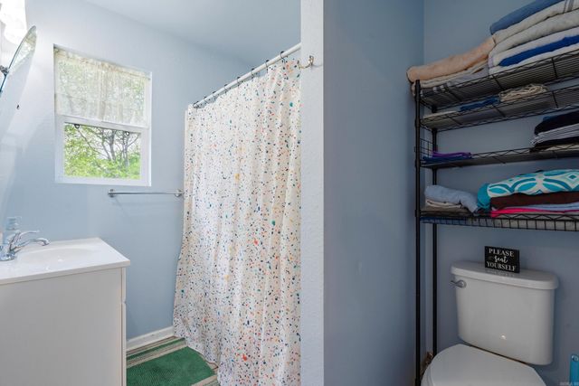 2112 Lakeshore Drive, Hot Springs, AR 71913