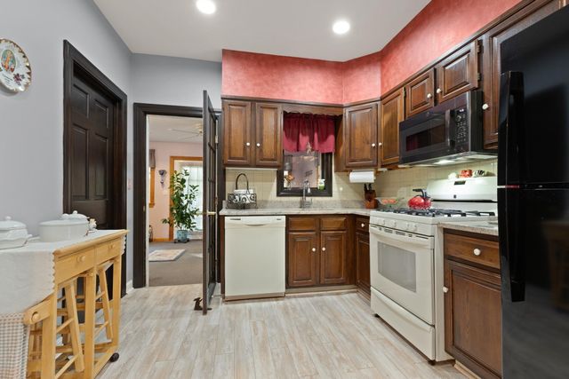 10 Cedar Cliff Terrace, Medford, MA 02155