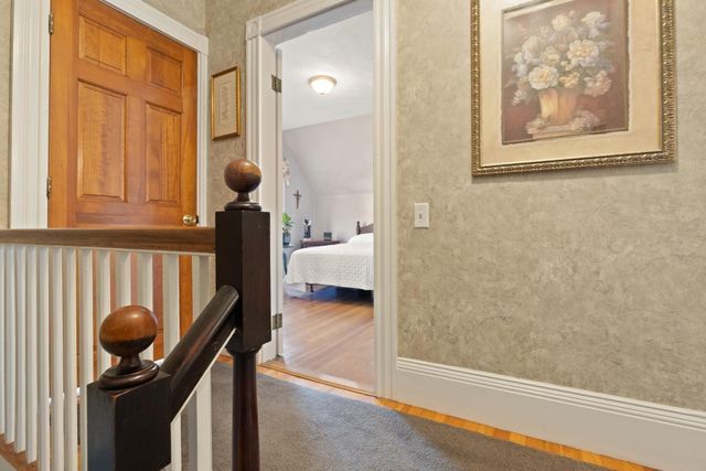 10 Cedar Cliff Terrace, Medford, MA 02155
