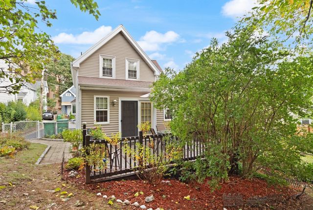 10 Cedar Cliff Terrace, Medford, MA 02155