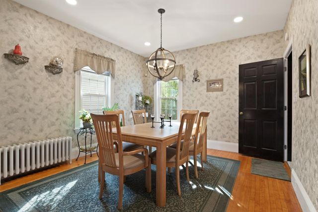 10 Cedar Cliff Terrace, Medford, MA 02155