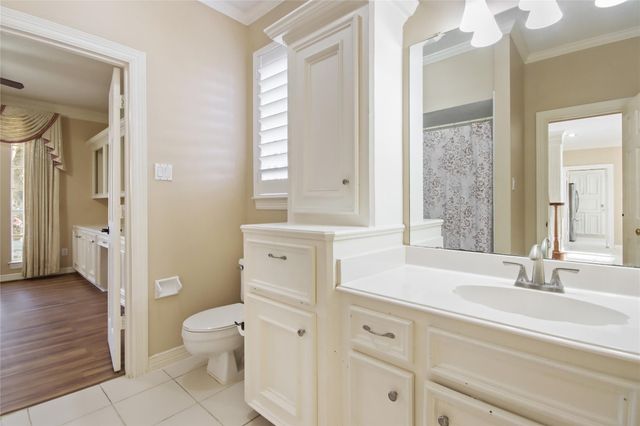 8411 Rockford Hall Drive, Spring, TX 77379