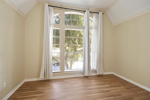 8411 Rockford Hall Drive, Spring, TX 77379