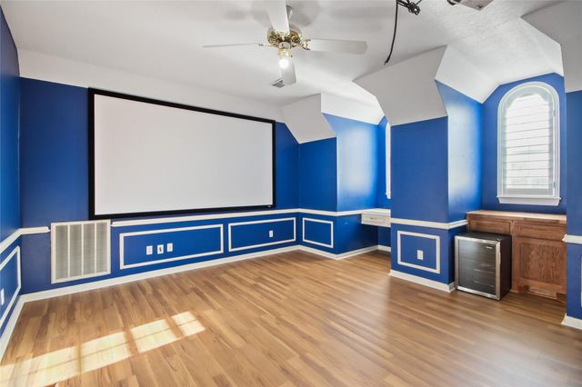 8411 Rockford Hall Drive, Spring, TX 77379