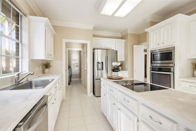 8411 Rockford Hall Drive, Spring, TX 77379