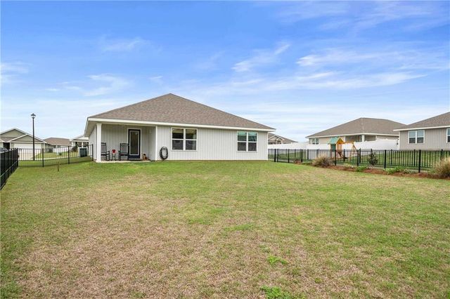 10680 Northern Dancer Court, Daphne, AL 36526