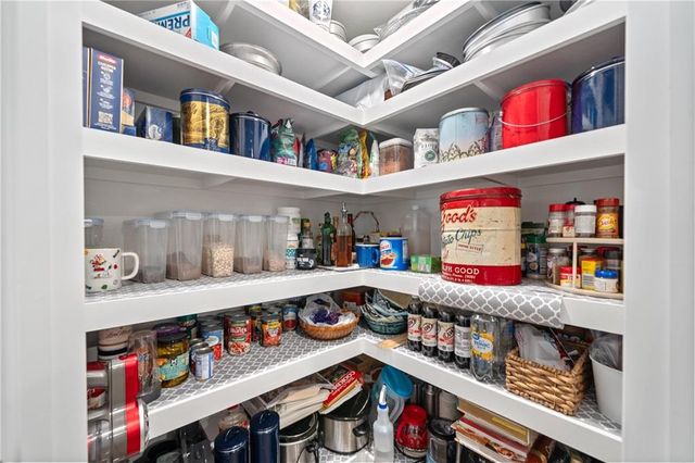 10680 Northern Dancer Court, Daphne, AL 36526