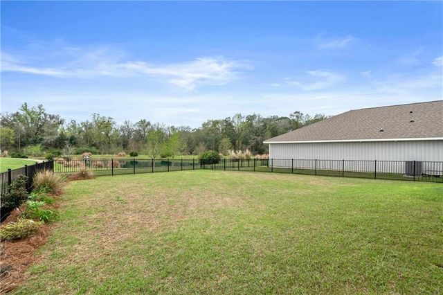 10680 Northern Dancer Court, Daphne, AL 36526