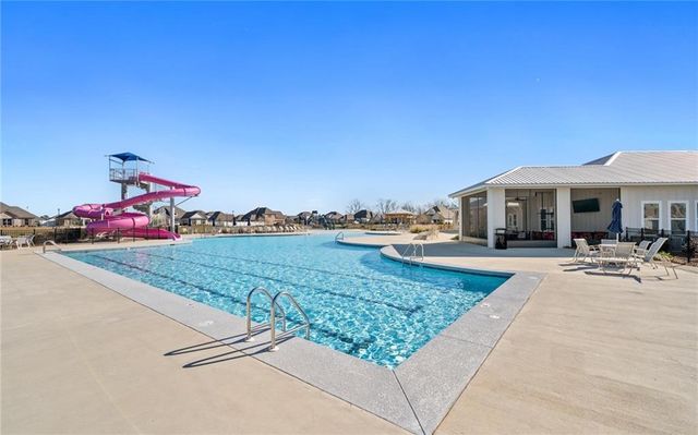 10680 Northern Dancer Court, Daphne, AL 36526