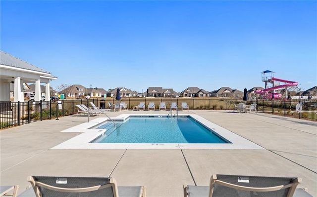 10680 Northern Dancer Court, Daphne, AL 36526