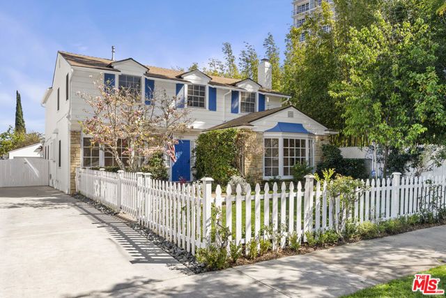 1204 Beverwil Drive, Los Angeles, CA 90035