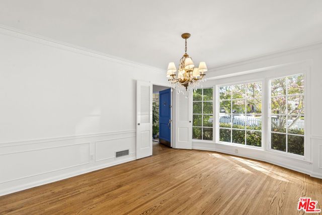 1204 Beverwil Drive, Los Angeles, CA 90035