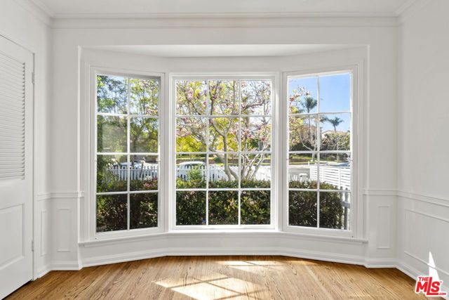 1204 Beverwil Drive, Los Angeles, CA 90035