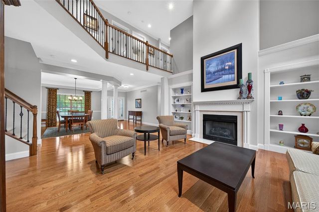 1050 Brook Mont Drive, O'fallon, MO 63366