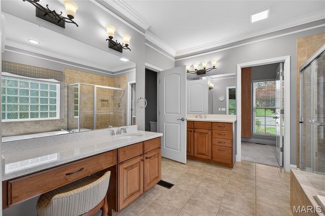 1050 Brook Mont Drive, O'fallon, MO 63366