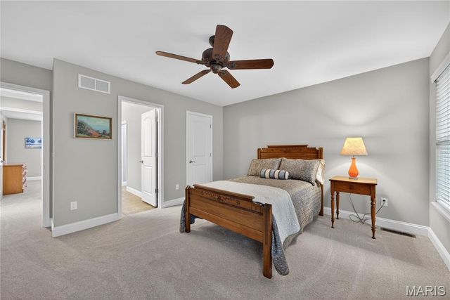 1050 Brook Mont Drive, O'fallon, MO 63366