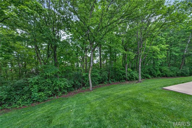1050 Brook Mont Drive, O'fallon, MO 63366