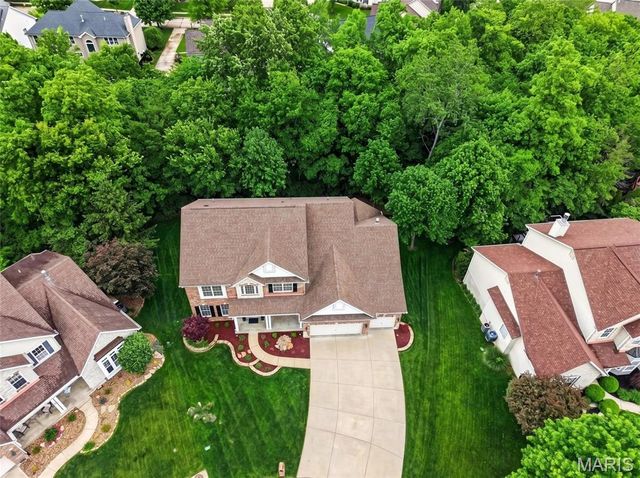 1050 Brook Mont Drive, O'fallon, MO 63366