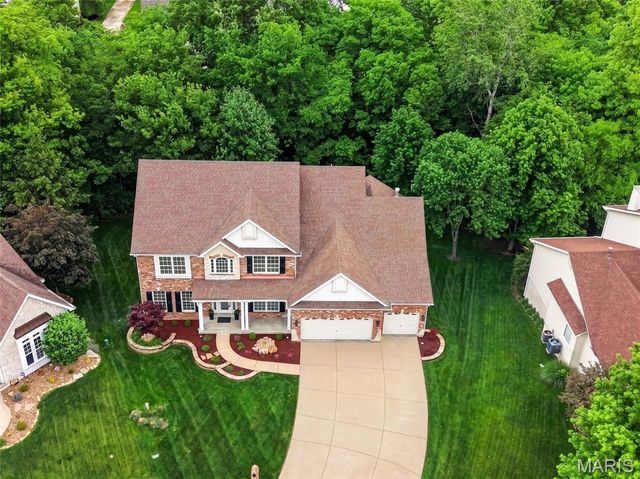 1050 Brook Mont Drive, O'fallon, MO 63366