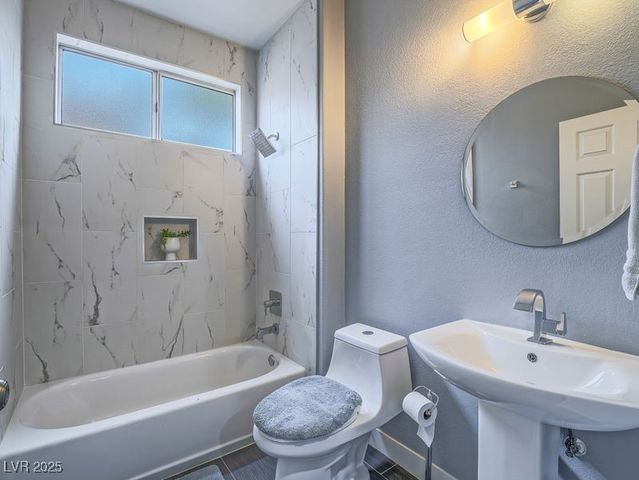 493 Pine Trace Court, Henderson, NV 89012