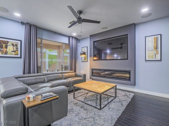 493 Pine Trace Court, Henderson, NV 89012