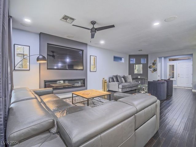 493 Pine Trace Court, Henderson, NV 89012