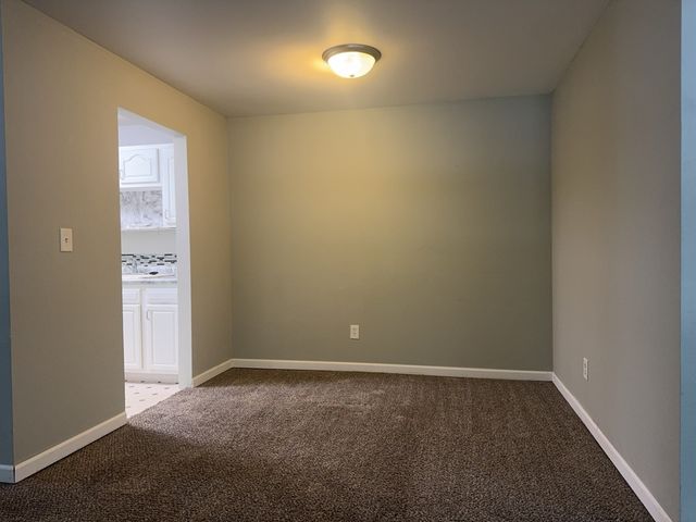 571 Somerset Lane 5, Crystal Lake, IL 60014