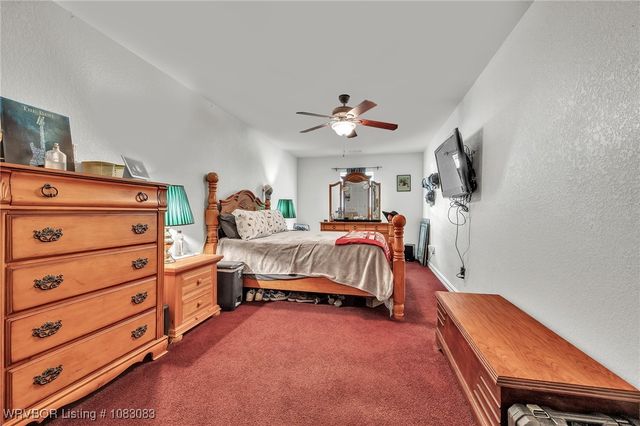 1204 Hollywood Place, Lavaca, AR 72941