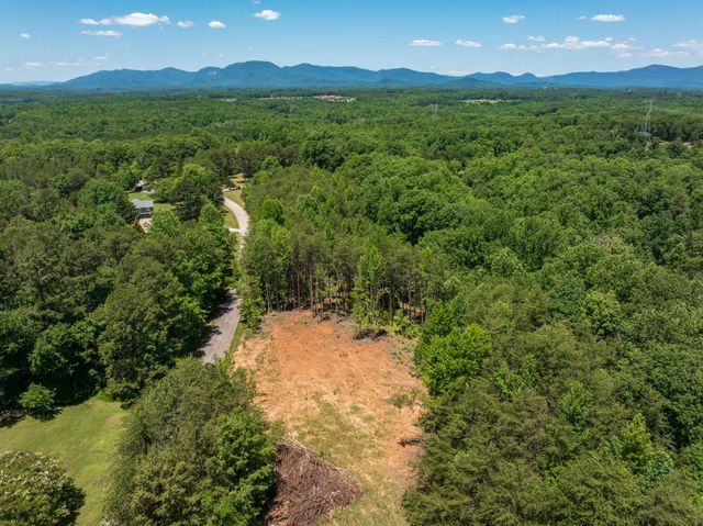 Wicklow, Campobello, SC 29322