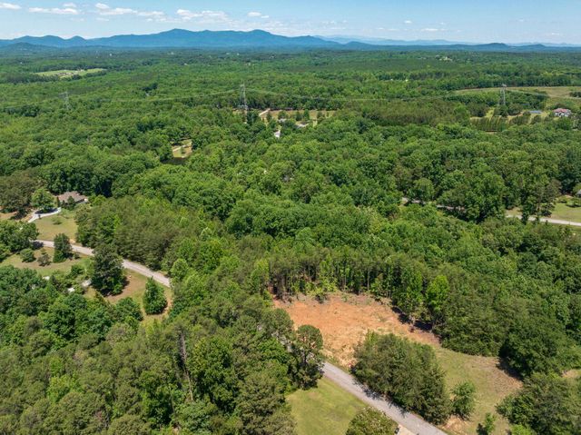 Wicklow, Campobello, SC 29322