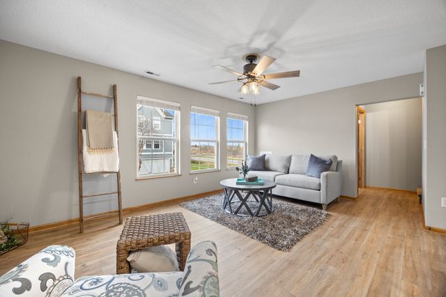 3163 SW Arlan Lane, Ankeny, IA 50023